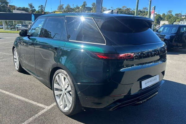 2025 MY26 Land Rover Range Rover Sport L461 D250 Dynamic SE SUV Image 4