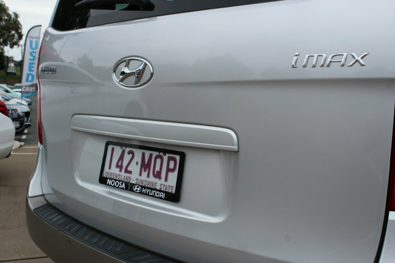 2009 Hyundai iMAX TQ-W Wagon Image 6