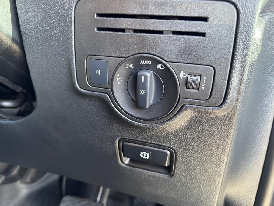 2020 Mercedes-Benz Vito 447 114CDI Van Image 22