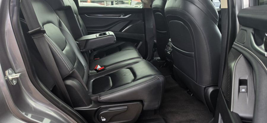 2022 LDV D90 SV9A Executive SUV Image 14