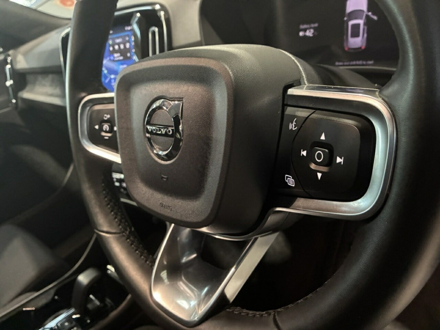 2023 MY24 Volvo XC40 XZ Recharge Pure Electric SUV Image 17