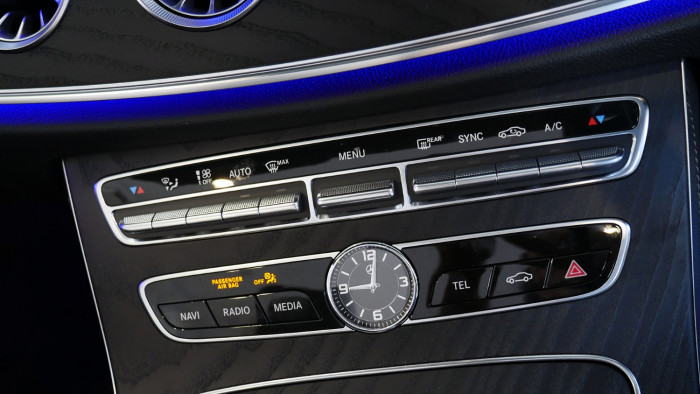 2020 Mercedes-Benz E Class Image 19