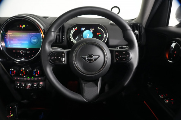 2021 MINI Countryman C Classic SUV Image 14
