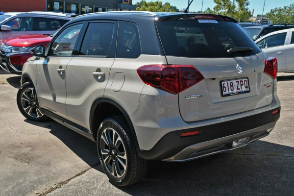 2019 [THIS VEHICLE IS SOLD] image 3