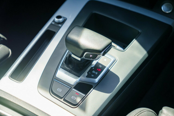 2023 Audi Q5 FY sport TDI quattro S tronic SUV Image 15