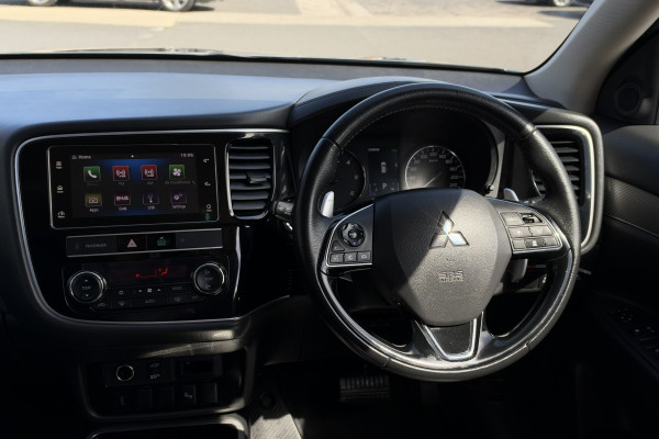 2018 MY18.5 Mitsubishi Outlander ZL Exceed SUV Image 21