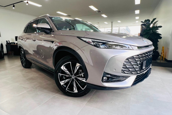 2025 MG HS AS33H Essence Hybrid+ SUV Image 7