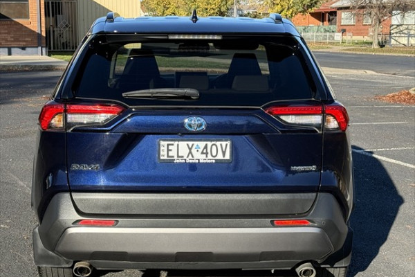 2020 Toyota RAV4 AXAH54R GXL Hybrid SUV Image 4