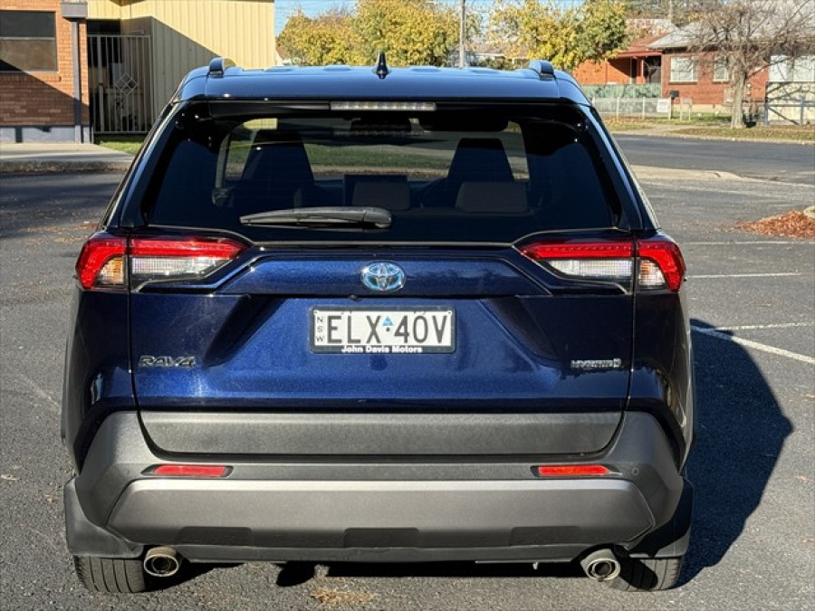 2020 Toyota RAV4 AXAH54R GXL Hybrid SUV Image 4