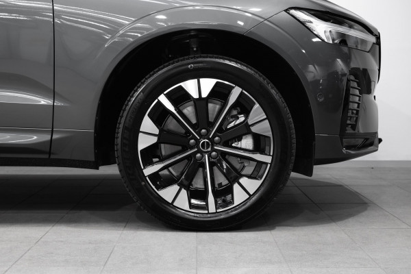 2026 Volvo XC60 UZ B5 Ultra Dark 2L Petrol Hybrid AWD SUV Image 4
