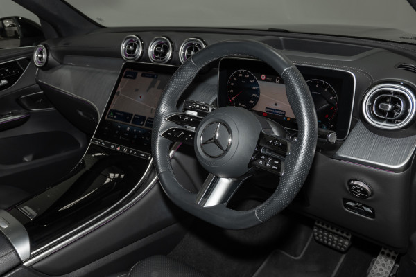 2025 Mercedes-Benz GLC-Class GLC300 SUV Image 15