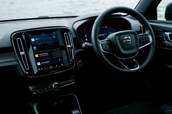 2023 Volvo XC40 XZ Ultimate B5 Dark SUV Image 13