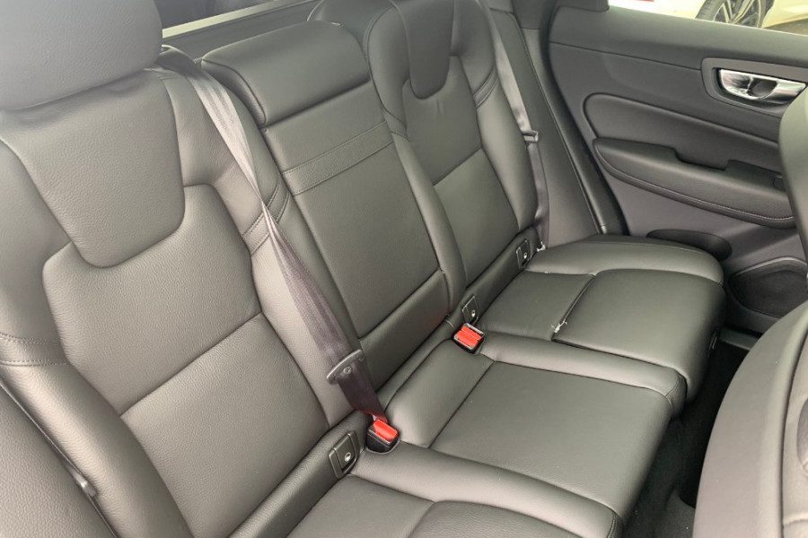 2020 Volvo XC60 UZ T5 Inscription Suv Image 12