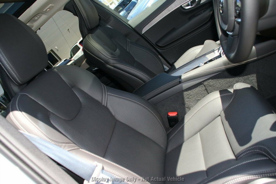 2024 MY25 Volvo XC90 L Series Ultra T8 Plug-In Hybrid SUV Image 10