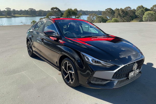 2025 MG MG5 MG5DCTESSE25 Essence Sedan Image 1