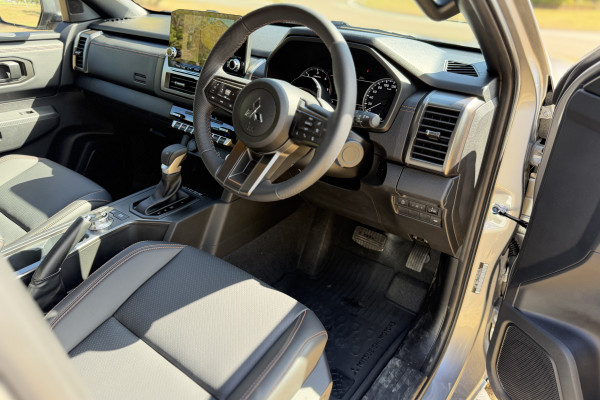 2026 Mitsubishi Triton MV Raider Ute Image 15
