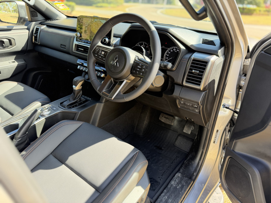 2026 Mitsubishi Triton MV Raider Ute Image 15