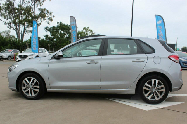 2019 [SOLD]    Mobile Image 7