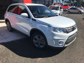 Suzuki Vitara GL + LY