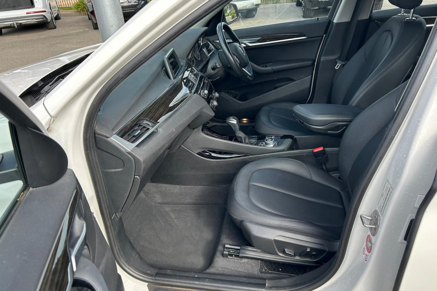 2016 BMW X1 F48 sDrive18d SUV Image 9