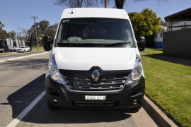 2017 Renault Master Van X62 Long Wheelbase Van