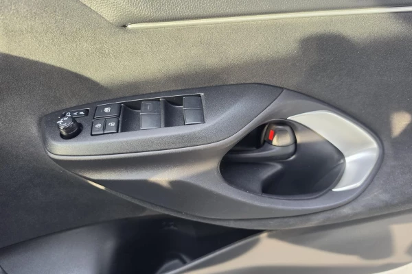 2023 Toyota Yaris Cross MXPB10R GX SUV Image 16