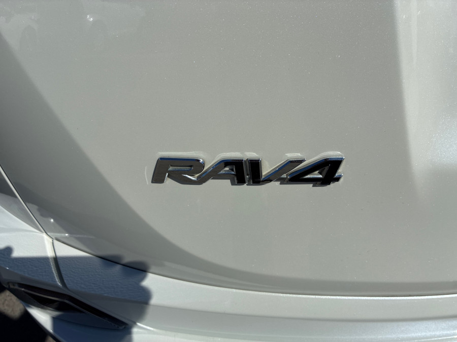 2018 Toyota RAV4 ASA44R Cruiser SUV Image 12