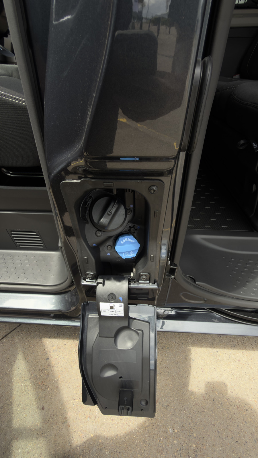 2025 Renault Trafic X82 Crew Lifestyle Van Image 9