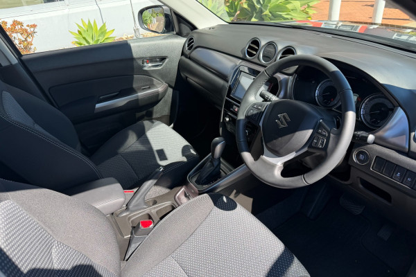 2024 Suzuki Vitara LY Series II SUV Image 8