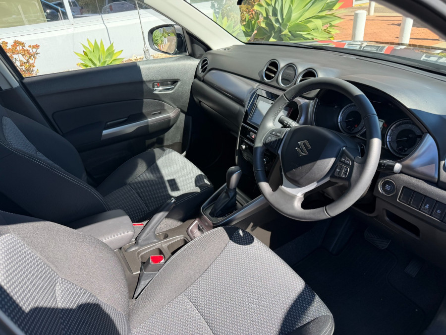 2024 Suzuki Vitara LY Series II SUV Image 8