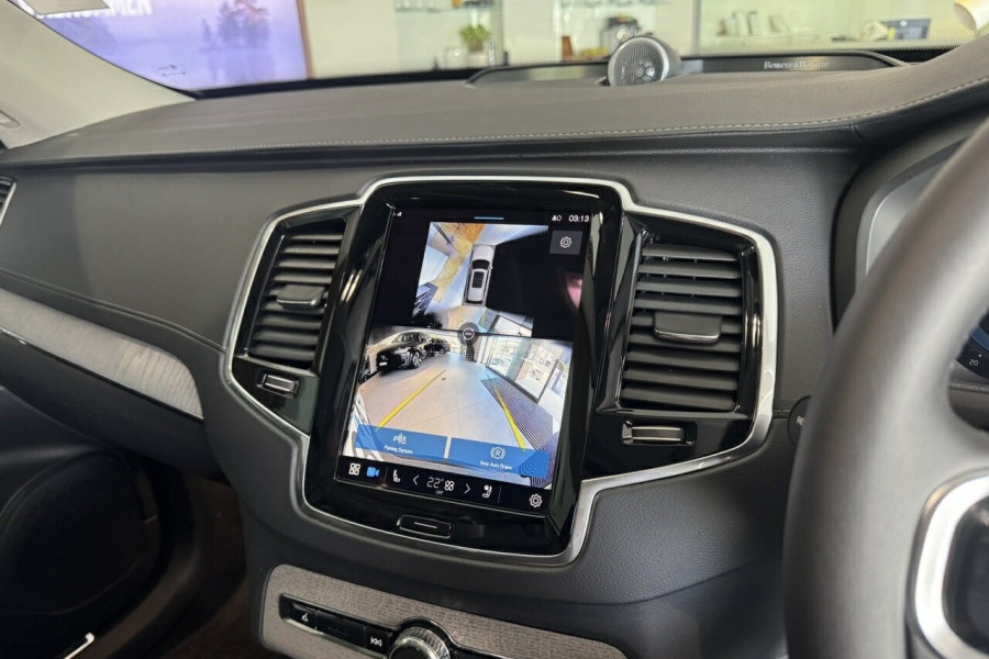 2024 MY25 Volvo XC90 L Series Ultra B6 Bright SUV Image 17