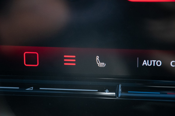 2025 Volkswagen ID. 5 E2 Pro SUV Image 19
