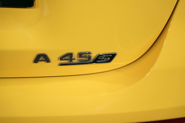 2021 Mercedes-Benz A-Class S 4matic+ Hatch image 9