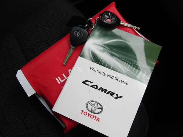 2013 Toyota Camry ASV50R Atara R Sedan