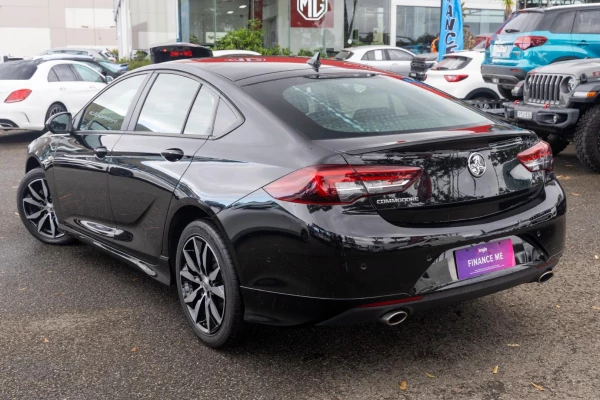 2019 Holden Commodore ZB RS Liftback Image 2