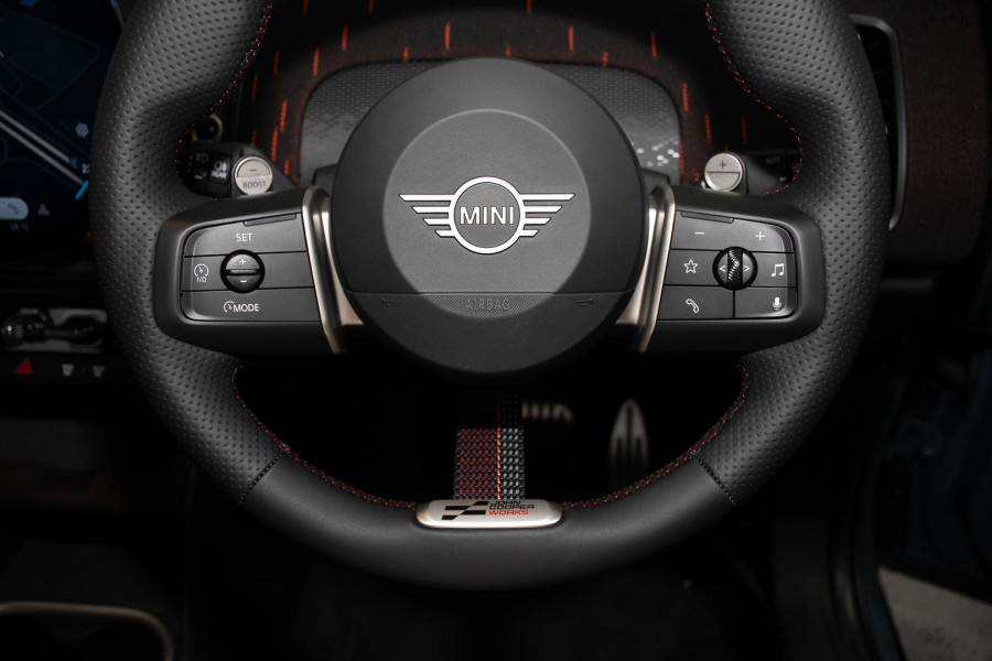 2025 MINI Countryman U25 JCW Favoured SUV