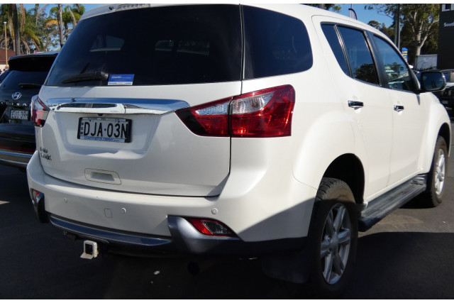 2016 MY15.5 Isuzu MU-X UC MY15.5 LS-U 4X2 SUV Image 4