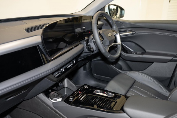 2026 Audi Q6 e-tron SUV image 8