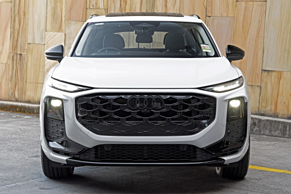 2026 Audi Q3 FJ TFSI 110kW Launch edition SUV image 4