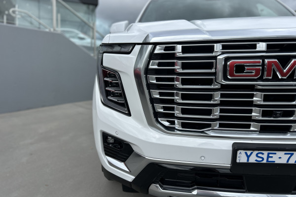 2025 Holden Yukon Denali Wagon Image 3