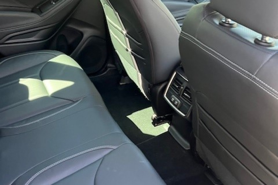 2022 Subaru Forester S5 Hybrid S SUV Image 21