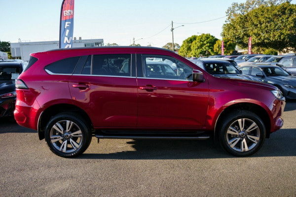 2025 MY25.5 Isuzu MU-X RJ LS-T SUV Image 4