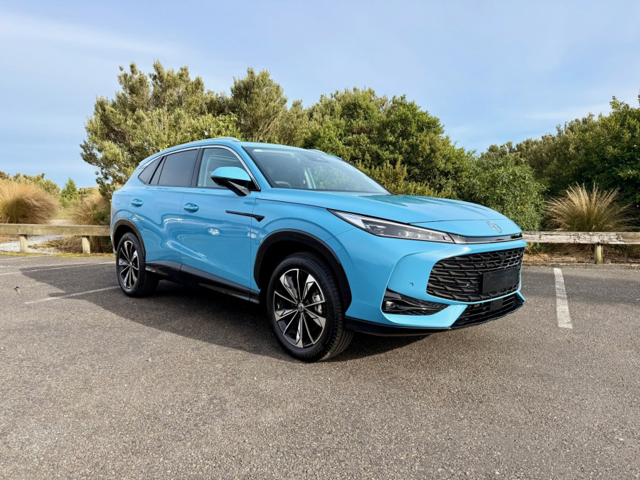 2026 MG HS Essence SUV Image 1