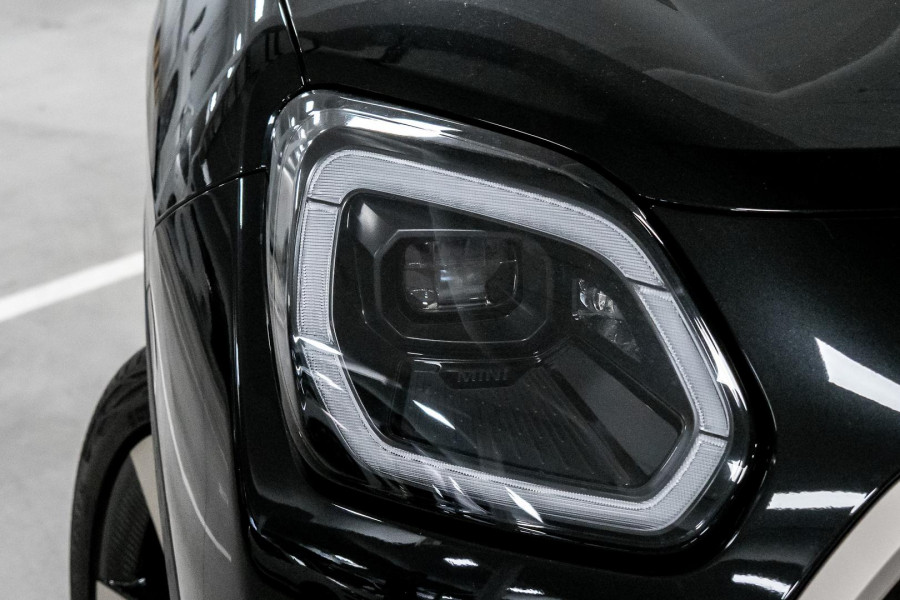 2024 MINI Countryman U25 SE Favoured SUV