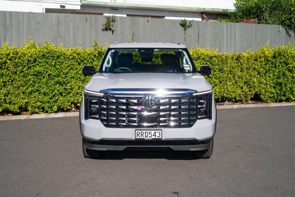 2025 MG U9 Vibe 2.5T AT Ute Image 4