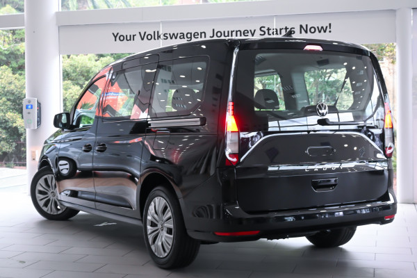 2025 Volkswagen Caddy 5 Maxi Van Van image 2
