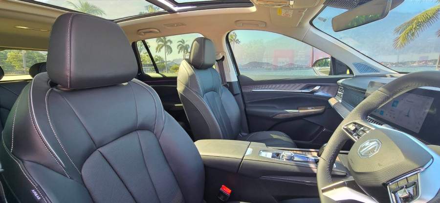 2025 MG QS IS31 Essence SUV Image 2