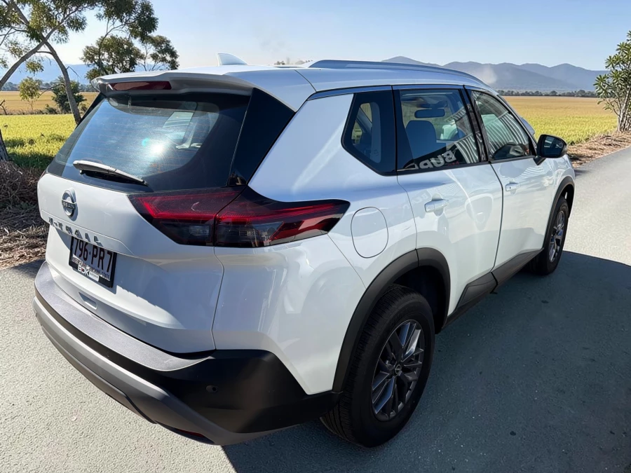 2025 Nissan X-Trail T33 ST SUV Image 4