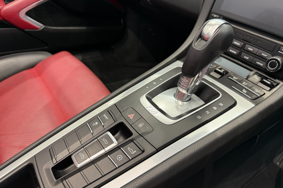 2016 MY17 Porsche 718 982  Convertible Image 39