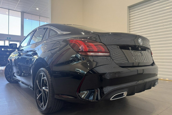 2024 MG MG5 AP32 Essence Sedan